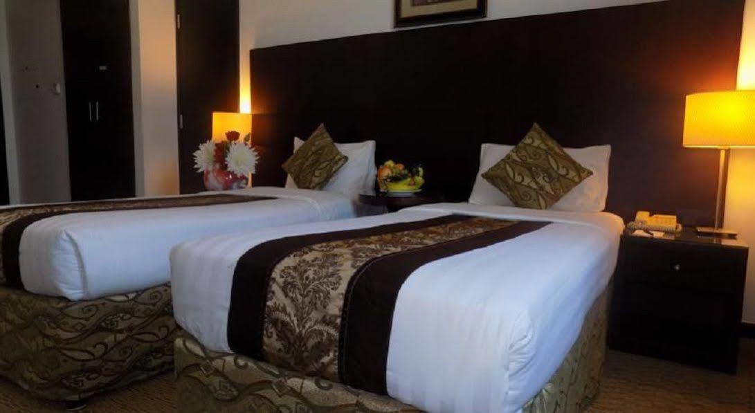 Dream Palace Hotel Dubaj Kültér fotó